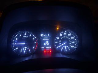 2018 Hyundai Elantra - Interior Dashboard With Vehicle Running Image